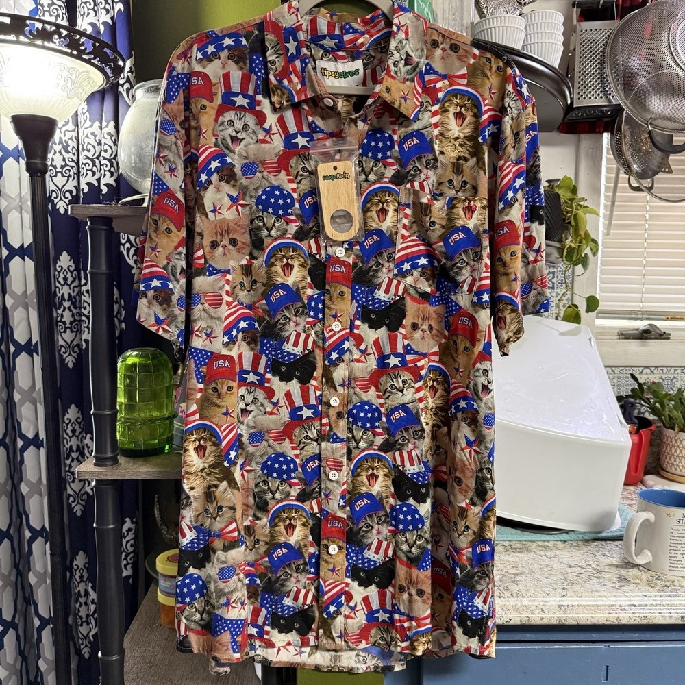 Patriotic USA Cat Graphic Print NEW XL‎ Shirt Short Sleeve Button Tipsy Elves